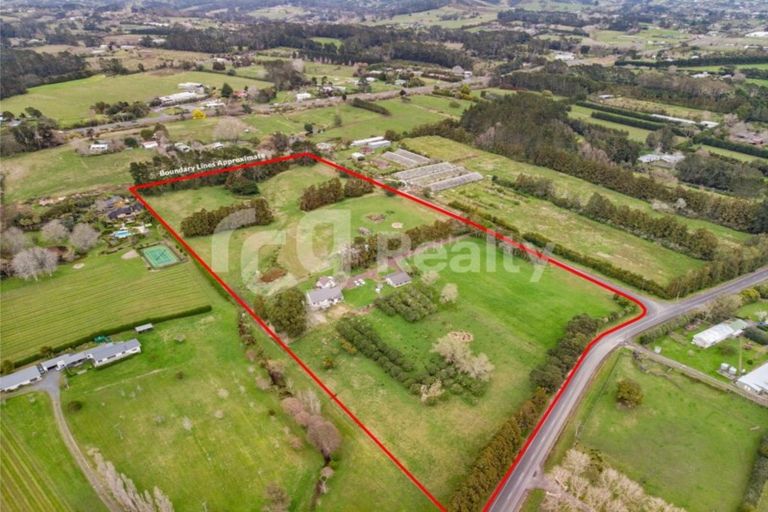 Photo of property in 11 Meryl Avenue, Kumeu, 0891