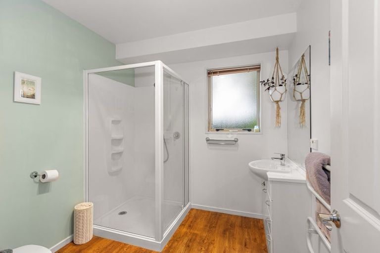 Photo of property in 18 Elmslie Grove, Halswell, Christchurch, 8025