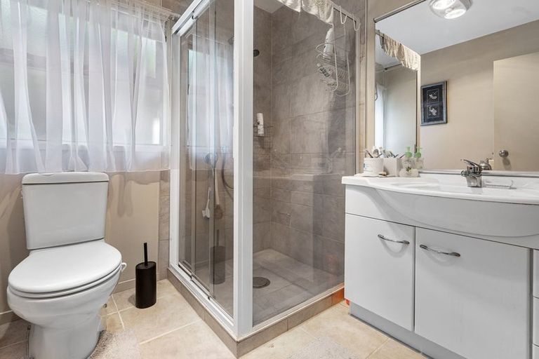 Photo of property in 250 Castlewold Drive, Bethlehem, Tauranga, 3110