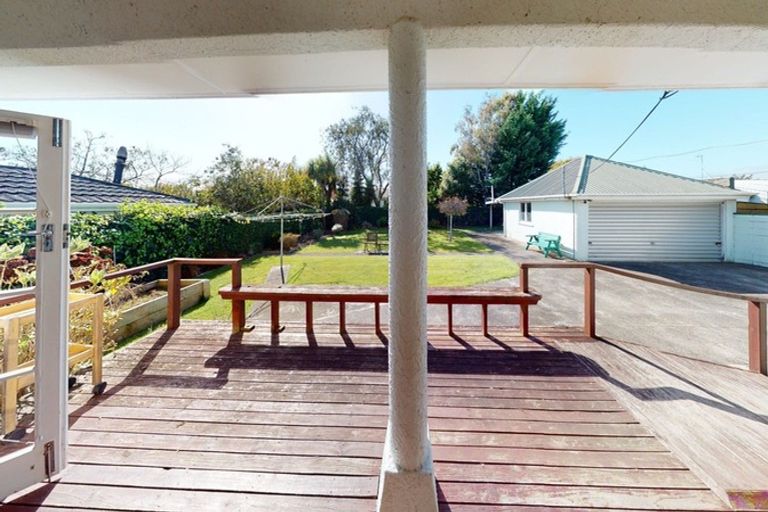 Photo of property in 6 Worcester Street, Levin, 5510