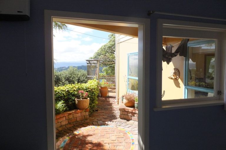 Photo of property in 15 Thane Road, Roseneath, Wellington, 6011