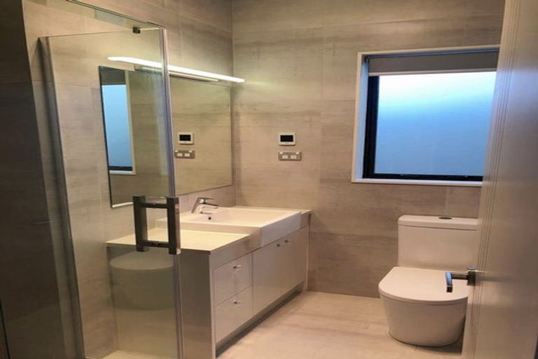 Photo of property in 10 Lisnoble Road, Flat Bush, Auckland, 2019