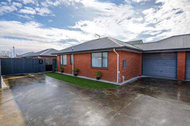 Photo of property in 21 Clinton Lane, Woolston, Christchurch, 8062