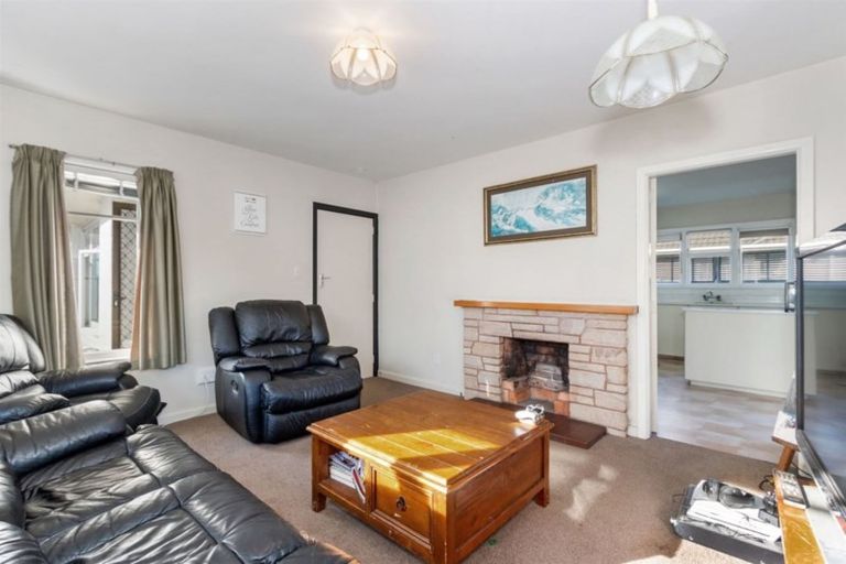 Photo of property in 208 Shortland Street, Aranui, Christchurch, 8061