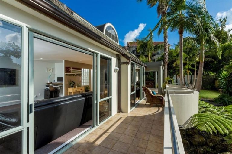 Photo of property in 7a Valley Road, Browns Bay, Auckland, 0630