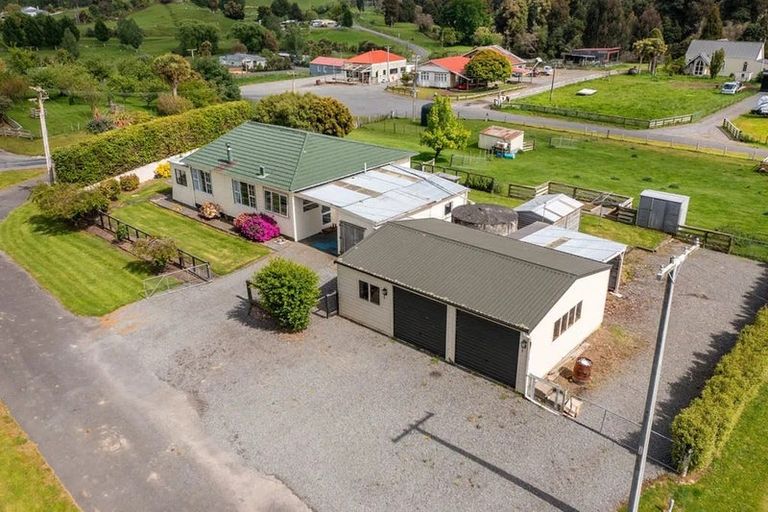 Photo of property in 1 Tatu Street, Taihape, 4791