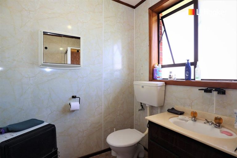 Photo of property in 22 Mcdonald Street, Mosgiel, 9024