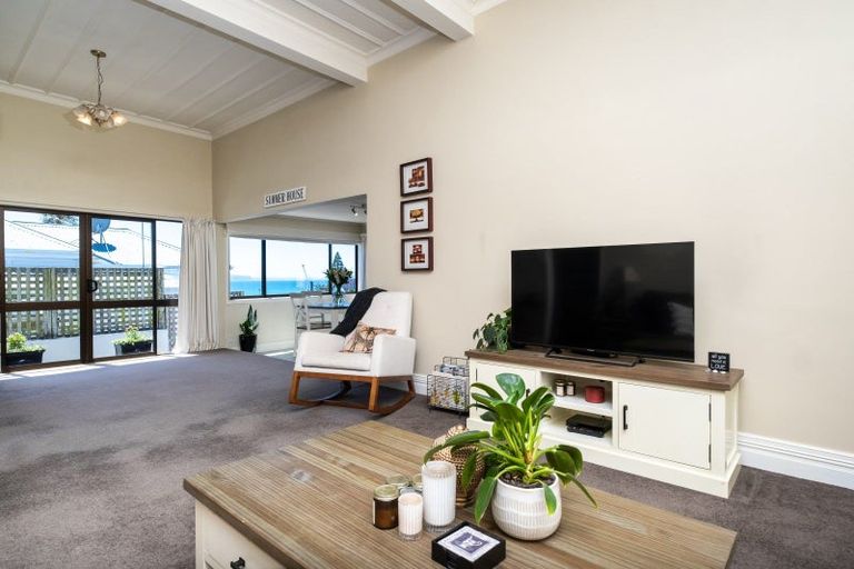 Photo of property in 9 Bay View Road, Bluff Hill, Napier, 4110
