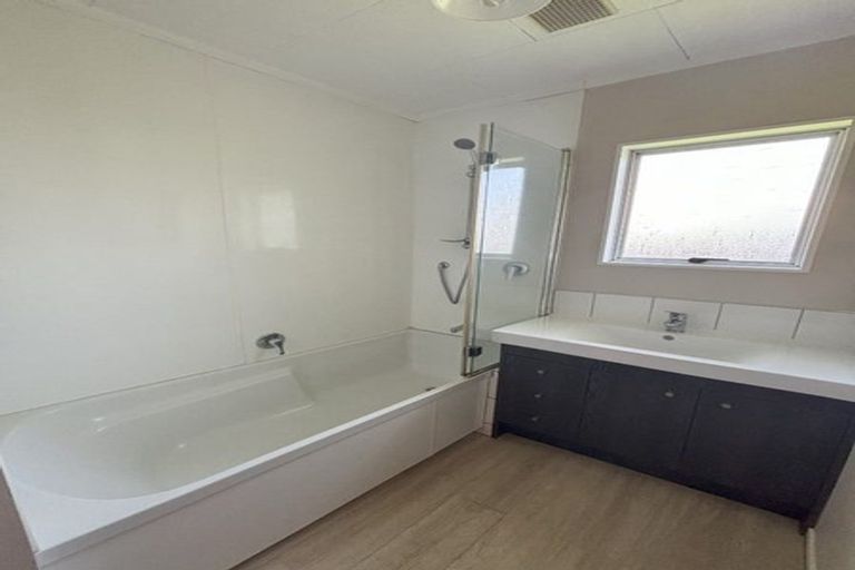 Photo of property in 7 Dale Place, St Andrews, Hamilton, 3200