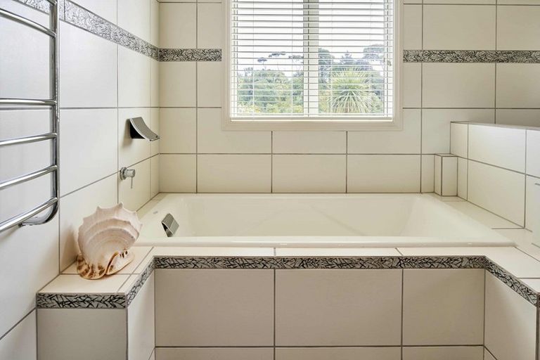 Photo of property in 3 Lodestar Lane, Whitby, Porirua, 5024