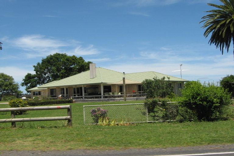 Photo of property in 156 Clarks Beach Road, Clarks Beach, Pukekohe, 2679