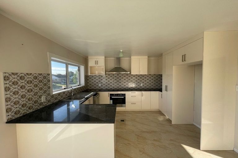 Photo of property in 27 Ramsey Street, Papatoetoe, Auckland, 2025