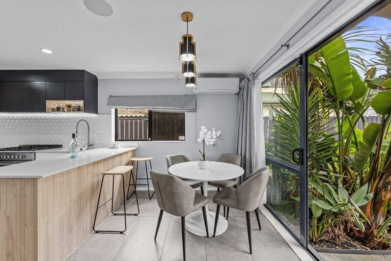 Photo of property in 628a Te Atatu Road, Te Atatu Peninsula, Auckland, 0610