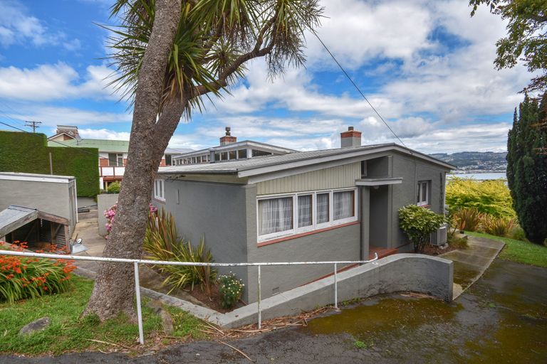 Photo of property in 17 Jeffery Street, Andersons Bay, Dunedin, 9013