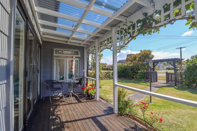 Photo of property in 19 Harris Street, Pleasant Point, 7903