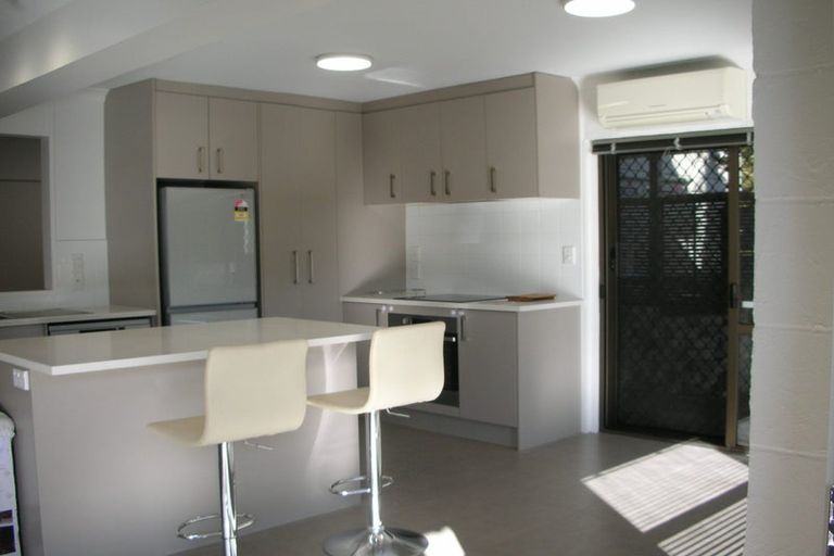 Photo of property in 32a Majesty Place, Half Moon Bay, Auckland, 2012