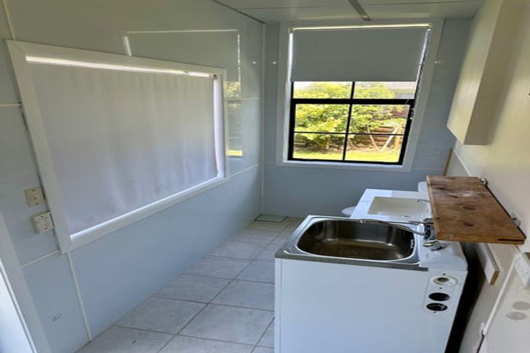 Photo of property in 2/23 Waitemata Road, Hauraki, Auckland, 0622