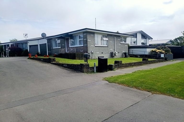 Photo of property in 1/77 Roberta Drive, Somerfield, Christchurch, 8024