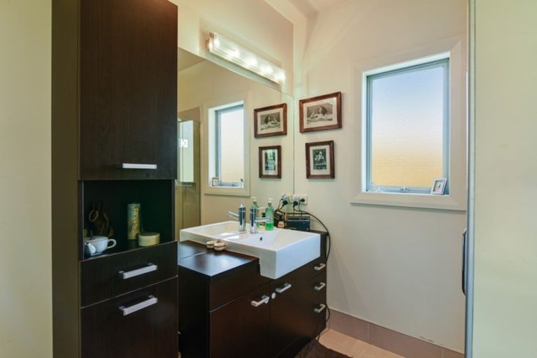 Photo of property in 27 Onslow Road, Lake Hayes, Queenstown, 9304