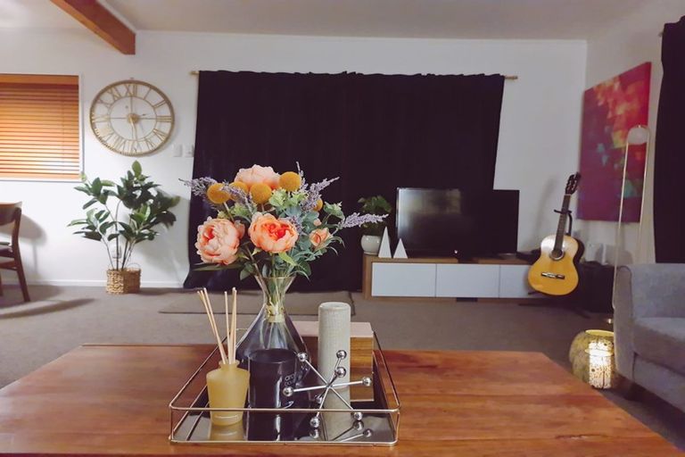 Photo of property in 450 West Coast Road, Glen Eden, Auckland, 0602