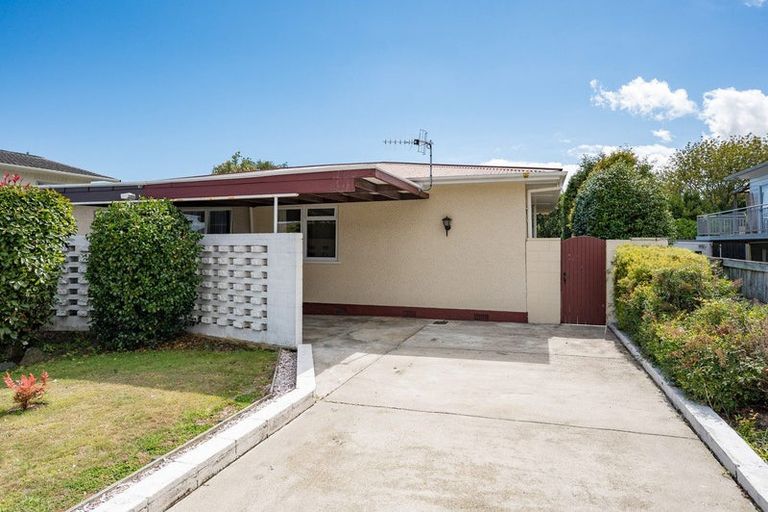 Photo of property in 2/8 Norwich Street, Stoke, Nelson, 7011