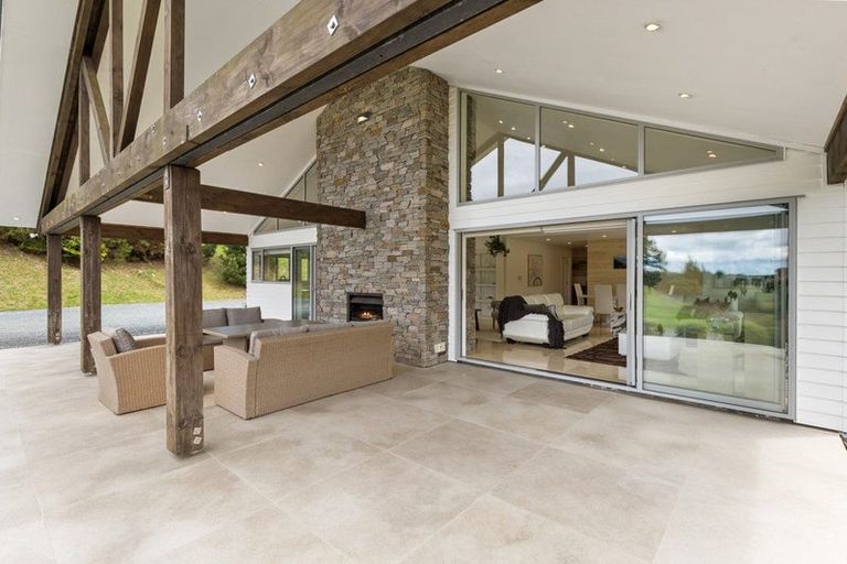 Photo of property in 132b Dormer Road, Waitoki, Helensville, 0875