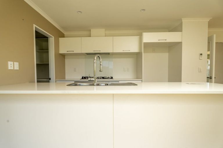 Photo of property in 120 Amesbury Drive, Churton Park, Wellington, 6037