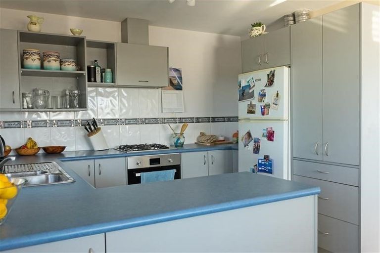 Photo of property in 100 Te Awa Avenue, Te Awa, Napier, 4110