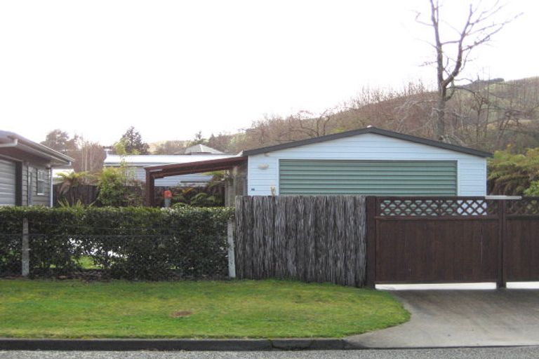 Photo of property in 2 Keitha Place, Kinloch, Taupo, 3377
