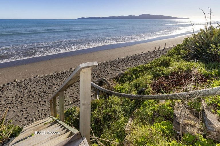 Photo of property in 221 Rosetta Road, Raumati South, Paraparaumu, 5032