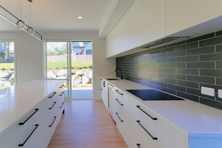 Photo of property in 16 Redwoods Lane, Helensburgh, Dunedin, 9010