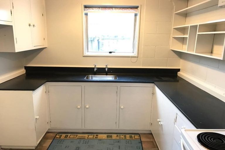 Photo of property in 2/12 Berry Street, St Albans, Christchurch, 8014