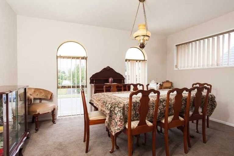 Photo of property in 217 Maidstone Road, Avonhead, Christchurch, 8042