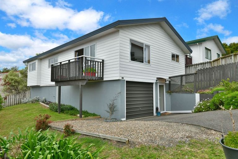 Photo of property in 14a Jean Place, Stanmore Bay, Whangaparaoa, 0932