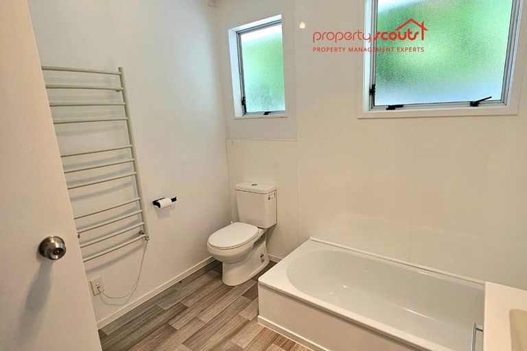 Photo of property in 19 Mamaku Street, Paraparaumu, 5032