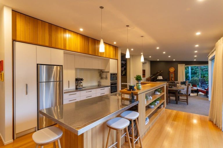 Photo of property in 72 Pahiatua Street, Hokowhitu, Palmerston North, 4410