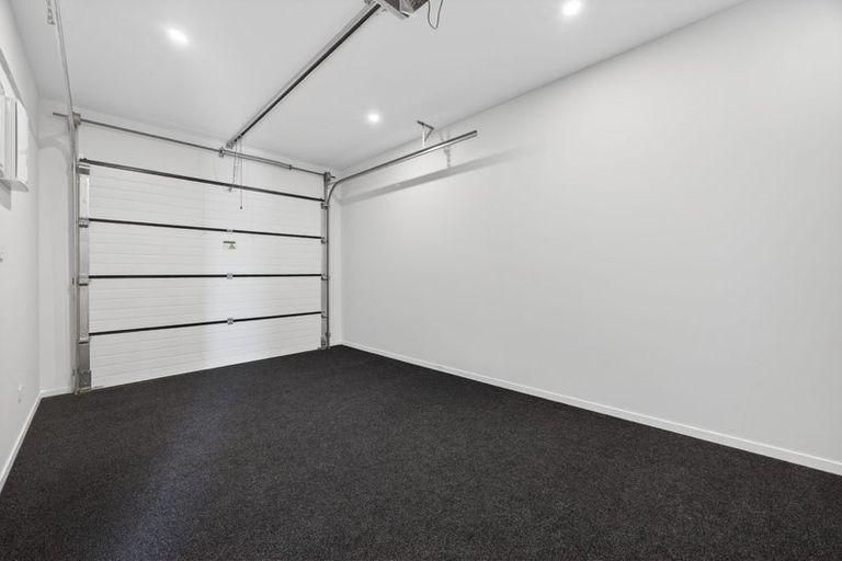 Photo of property in 15 Piringa Road, Pukekohe, 2120