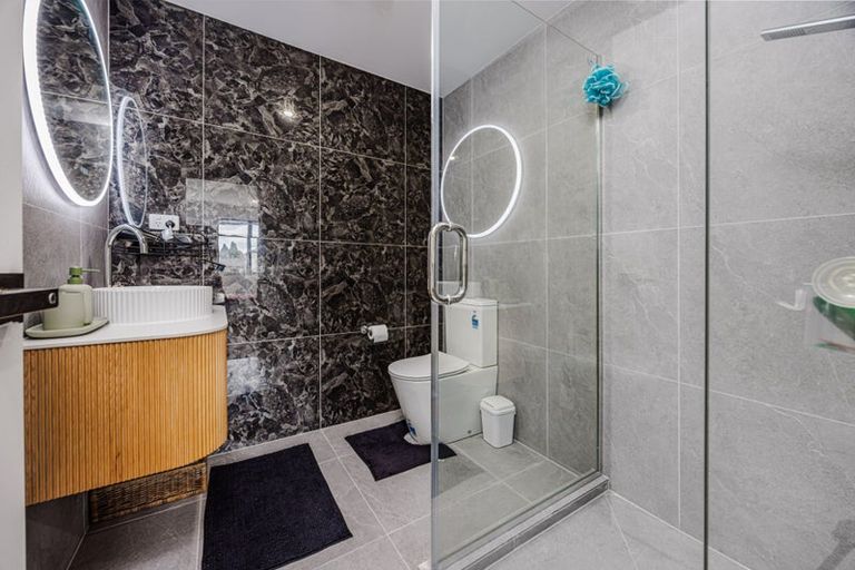 Photo of property in 16d Balgowan Terrace, Conifer Grove, Takanini, 2112