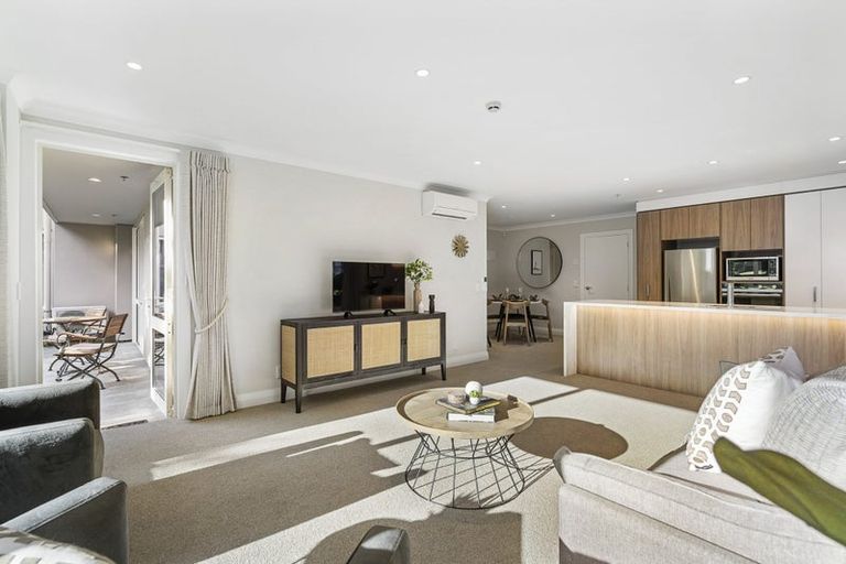 Photo of property in 14/30 Ambassador Glade, Orewa, 0931