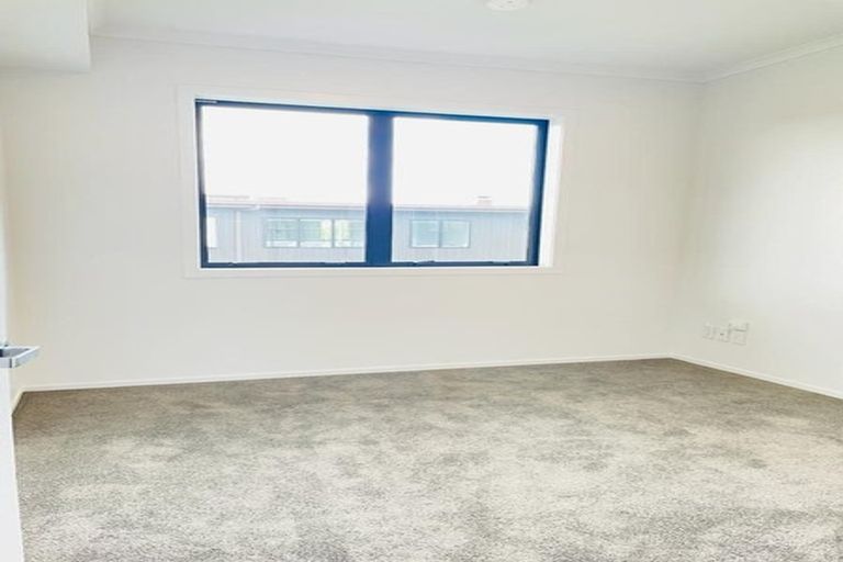 Photo of property in 18/11 Carlos Drive, Flat Bush, Auckland, 2016