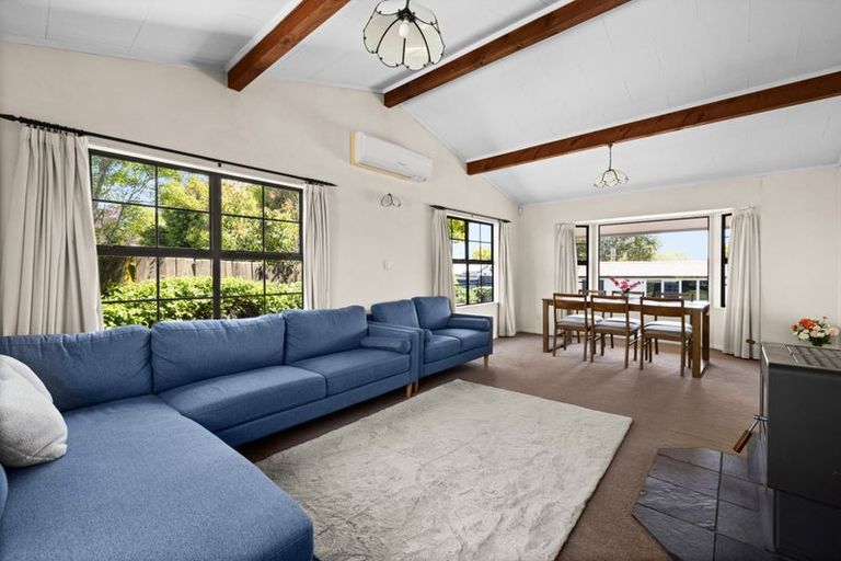 Photo of property in 10 Pomeroy Place, Havelock North, 4130