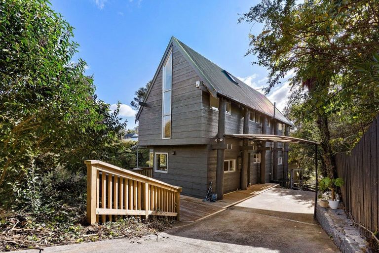 Photo of property in 32 Lanigan Street, Birkdale, Auckland, 0626