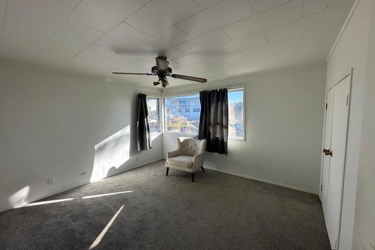 Photo of property in 19 Sandrine Avenue, Clover Park, Auckland, 2019