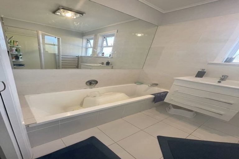 Photo of property in 27 Rimu Street, Naenae, Lower Hutt, 5011