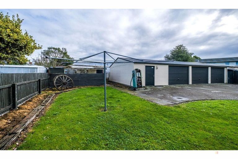 Photo of property in 6 Michael Street, Waimate, 7924