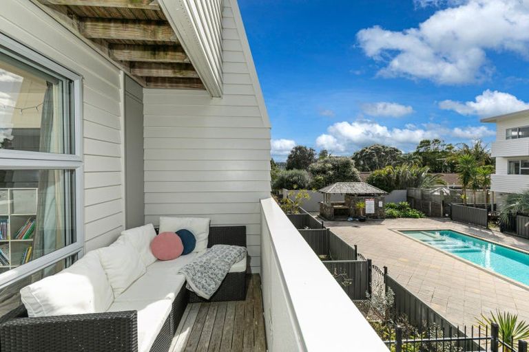 Photo of property in 14/3 Riverside Road, Orewa, 0931