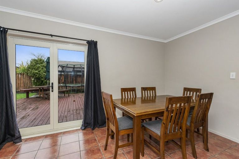 Photo of property in 10 Westminster Place, Rototuna North, Hamilton, 3210