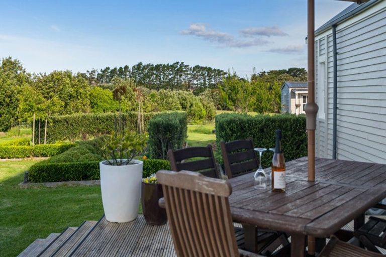 Photo of property in 111 Wharf Road, Clarks Beach, Pukekohe, 2679