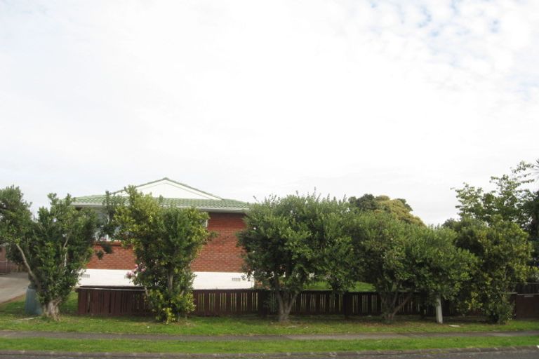Photo of property in 3 Reelick Avenue, Pakuranga Heights, Auckland, 2010