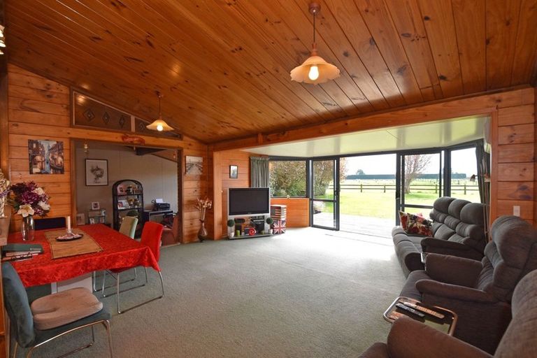 Photo of property in 176 Blakie Road, Ryal Bush, Invercargill, 9876
